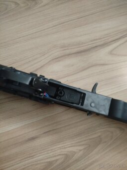 AK105 E&L essential - 5