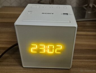 Rádiobudík Sony ICF-C1W - 5