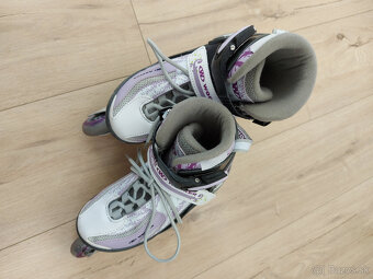 Predam detske kolieskove korcule Worker Perleta. - 5