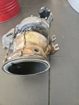 TURBO 3,0 TFSI 06M 145 689 L - 5