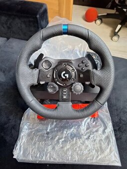 Logitech G923 + pedále + radiaca páka - 5