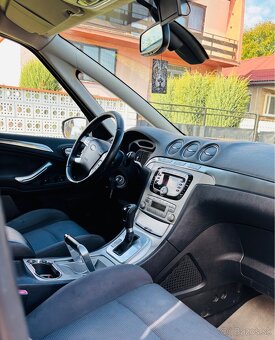 Ford S-MAX 2.0 TDCi 103 kW Titanium – automat - 5