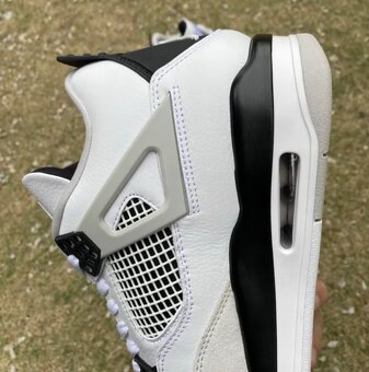 Nike Air Jordan 4 Retro Military Black - 5