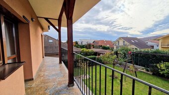 Predaj novostavba 5 izbový rodinný dom s garážou a pozemkom  - 5