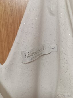 Trblietavé svadobné šaty s rozparkom - 5