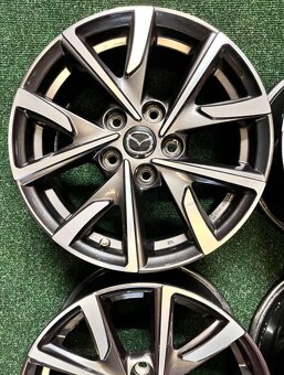 5x114,3 R16 Originál alu Mazda CX3 - 2019 - 5