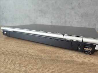 HP EliteBook - 5