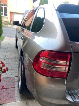 Porsche Cayenne S - 5