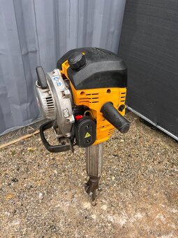 Benzínové búracie kladivo Wacker Neuson BH55 - 5