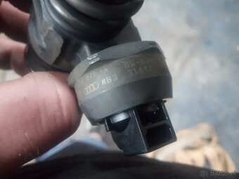 Predám vstreky 1.9 TDI 77KW - 5