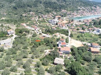 Stavebný pozemok 1355 m² s výhľadom na more – investičná prí - 5