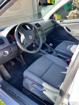 Volkswagen Golf 1.4 16V FSI - 5