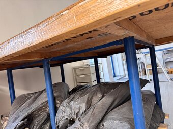 Pracovný stôl -rezervovaný - 5