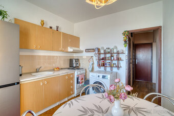 Na predaj 3-izbový byt na ulici Novomeského v Pezinku - 5