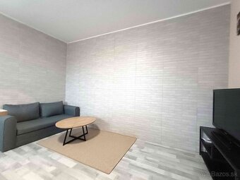 1-izbový byt vo vyhľadávanej lokalite, Nobelovo námestie, BA - 5