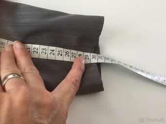 Kvalitny oblek v.134 obleceny 2 razy - 5