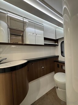 Karavan HOBBY 560 WLU PRESTIGE - 5