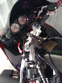 Kawasaki zx9r - 5