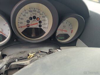 Dodge caliber - 5