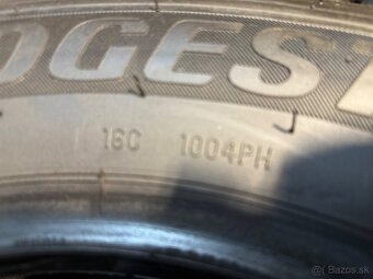 Predám letne pneu Bridgestone 215x79xR15 - 5