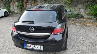 Opel Astra H GTC 1.9 CDTI 2008 - 5