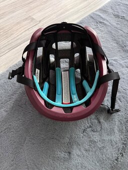 Prilba poc - 5