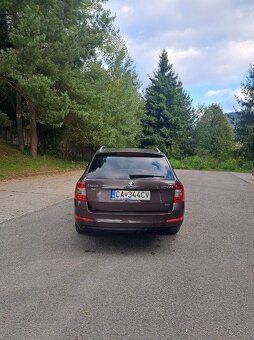 Škoda Octavia Combi 2.0 TDI 2017 - 5