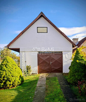 Rodinný dom s veľkou záhradou a garážou v tichej časti Choch - 5