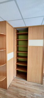 Vstavaná skriňa - 5