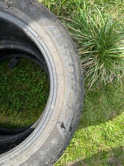 Pneu michelin 225/55r17 - 5