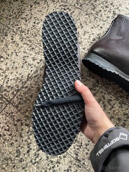 Predám kožené topánky – veľkosť 29 cm a 31 cm - 5