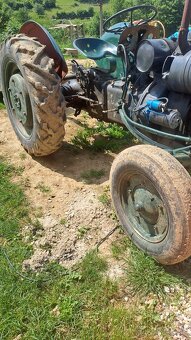 Ford 9n traktor - 5