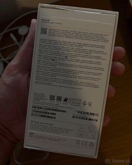 Predám Apple iPhone 16 128gb + Apple Watch 9 45mm + prísluše - 5