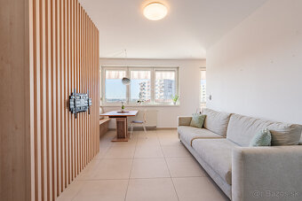 Na prenájom 2-izbový byt v centre Šamorína - 5