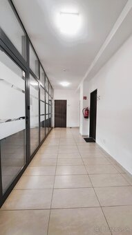 Reprezentatívny kancelársky priestor 40,06 m2 s parkovaním - 5