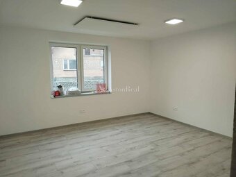 Predaj:Prerobený 5-izbový RODINNÝ DOM, pozemok 547 m2, Marti - 5