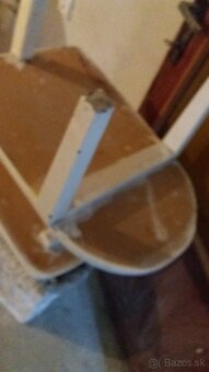 Predám starožitný stolík - 5