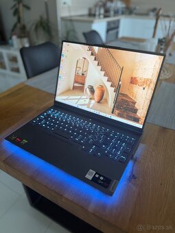 Lenovo Legion 7 (RTX 3070, 32 GB RAM) - 5