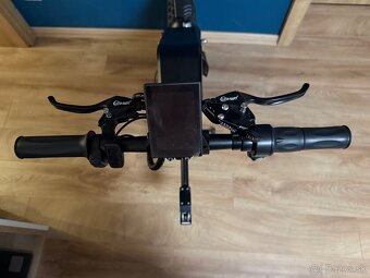 Prídavný elektrický pohon na invalidný vozík - 5