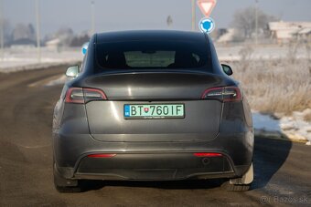 Tesla Model Y Long Range AWD 2022 - 5