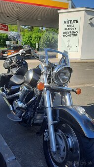 Suzuki Intruder 1500 - 5
