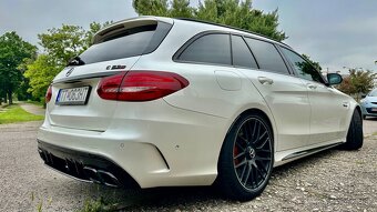Mercedes AMG C 63 S - performance sedačky, vyfuk,… - 5