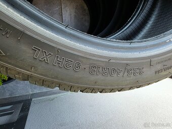 Zimne pneumatiky 225/40 r18 dot2024 super stav - 5