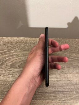 iPhone 8 – 64GB – Black – NA PREDAJ - 5