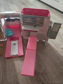 Barbie sanitka - 5