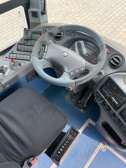 3x identický Irisbus Crossway 62míst - 5