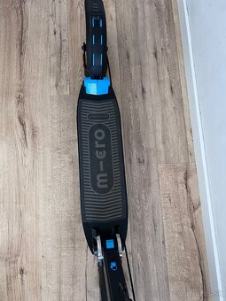 Elektrická kolobežka Micro Merlin X4 Black - 5