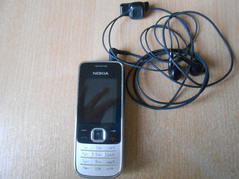 tlačítkový mobil NOKIA 2730 a SONY Ericsson - 5