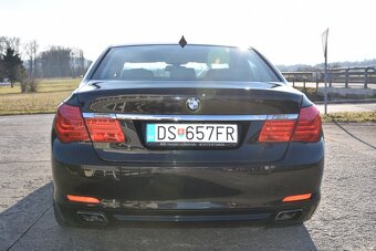 BMW Rad 7 750i xDrive - 5