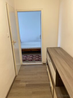 Prenajmem 1izb byt s balkonom - 5